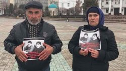 Mahaçkale’de öldürülen Gasangusenov kardeşlerin anne ve babası eylemlerine devam ediyor