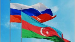“Post-Sovyet Alanda Güç Mücadelesi: Azerbaycan ile Rusya Neden Karşı Karşıya? azerbaycan-rusiya-bayraq